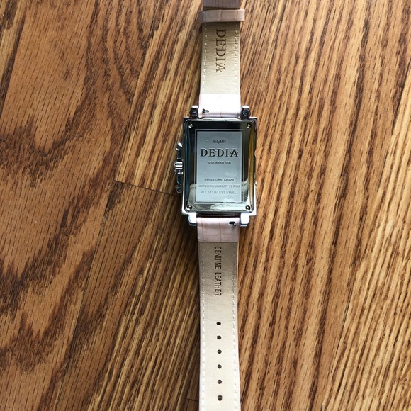 Ladies Watch - Picture 4 of 6